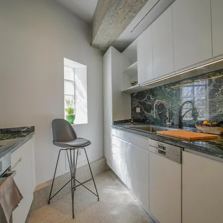 Apart Suite *
